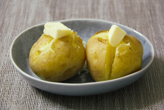 皮つきのじゃがいも 何個食べると食中毒になるの よし坊のいきなくらし